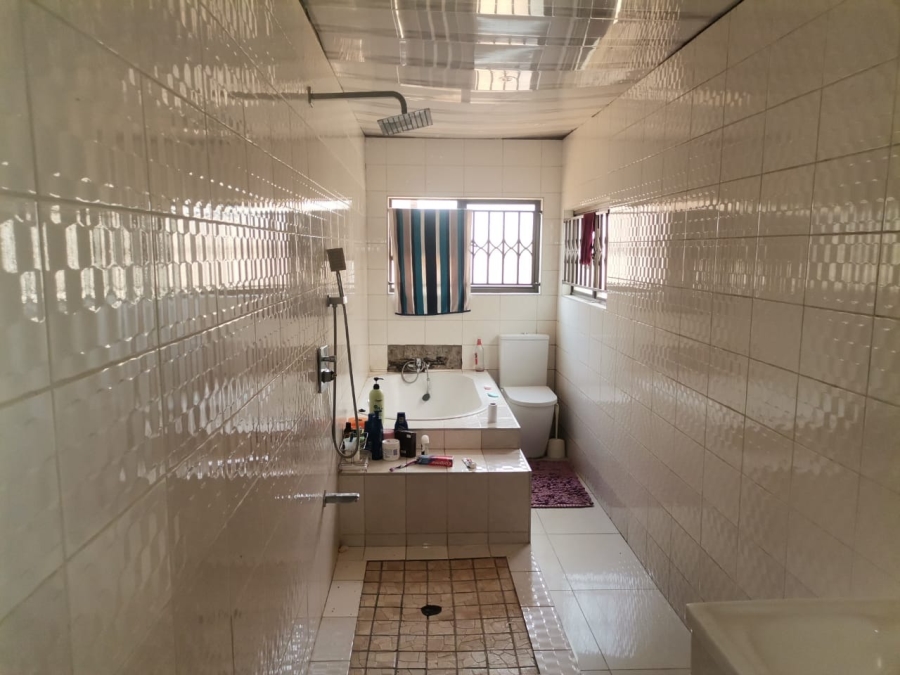 3 Bedroom Property for Sale in Orange Farm Gauteng