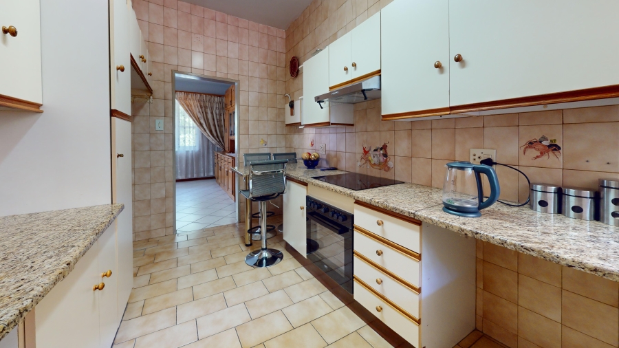 3 Bedroom Property for Sale in Denlee Gauteng