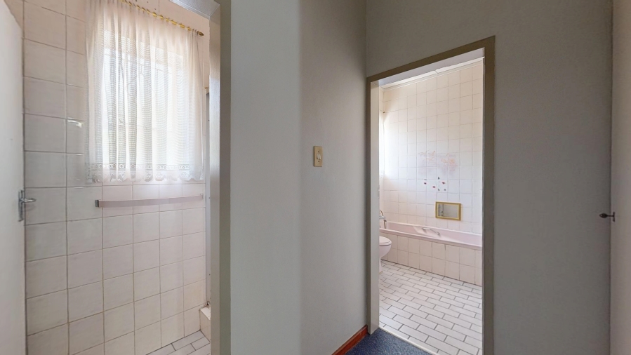 3 Bedroom Property for Sale in Denlee Gauteng