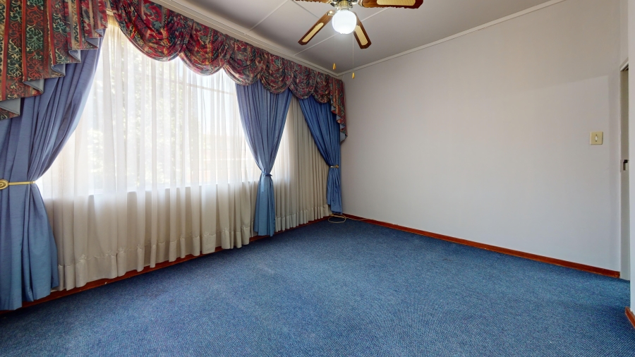 3 Bedroom Property for Sale in Denlee Gauteng