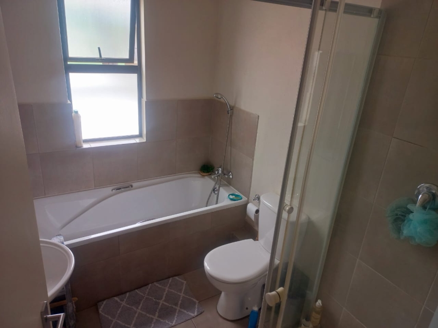 2 Bedroom Property for Sale in Rynfield Gauteng