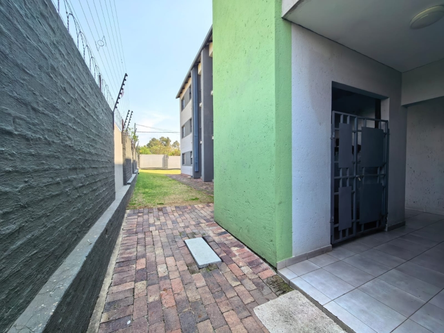 2 Bedroom Property for Sale in Rynfield Gauteng