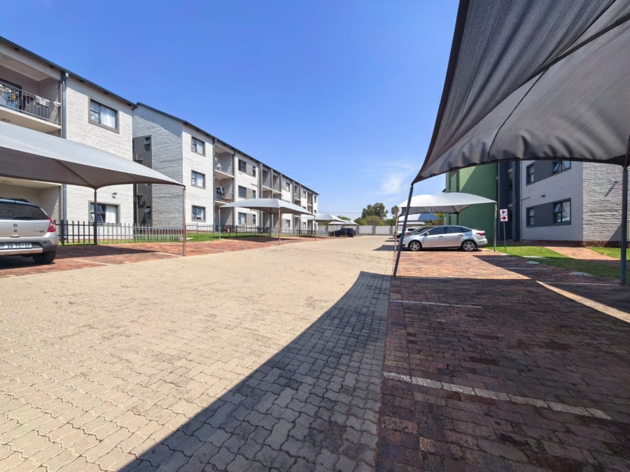2 Bedroom Property for Sale in Rynfield Gauteng