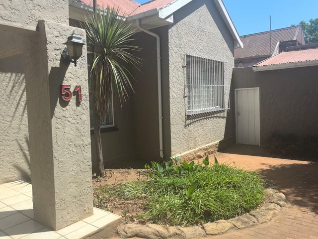 2 Bedroom Property for Sale in Roodepoort Central Gauteng