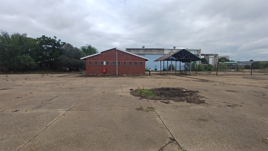 Commercial Property for Sale in Leeuwkuil Gauteng