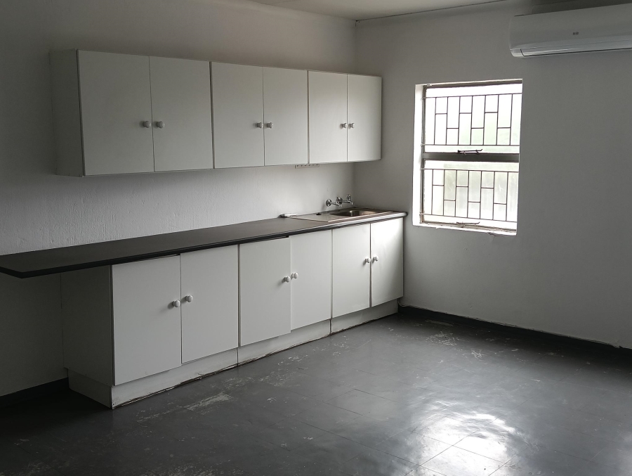 To Let commercial Property for Rent in Silvertondale Gauteng