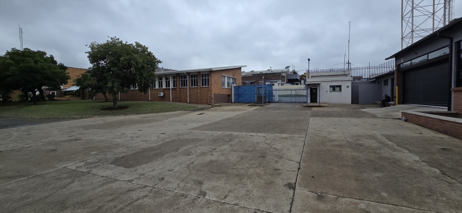 To Let commercial Property for Rent in Longdale Gauteng