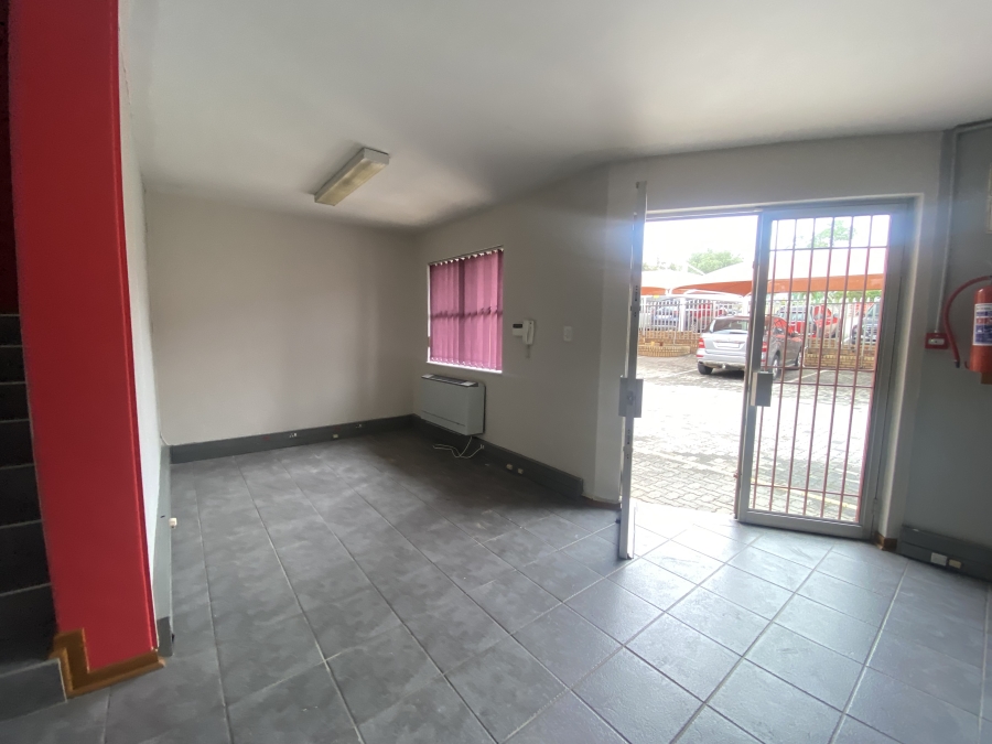 To Let commercial Property for Rent in Linbro Park Gauteng