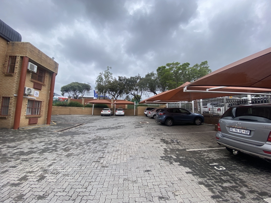 To Let commercial Property for Rent in Linbro Park Gauteng