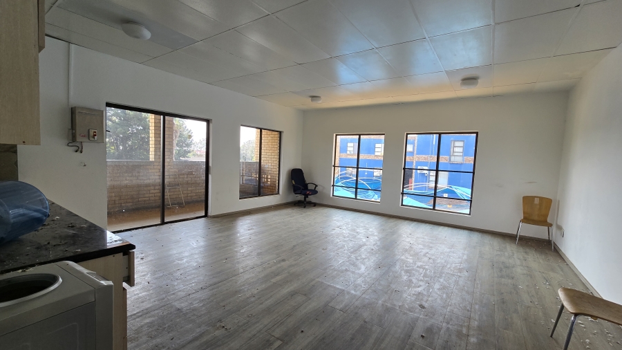 Commercial Property for Sale in Helderkruin Gauteng