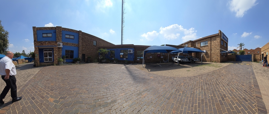 Commercial Property for Sale in Helderkruin Gauteng