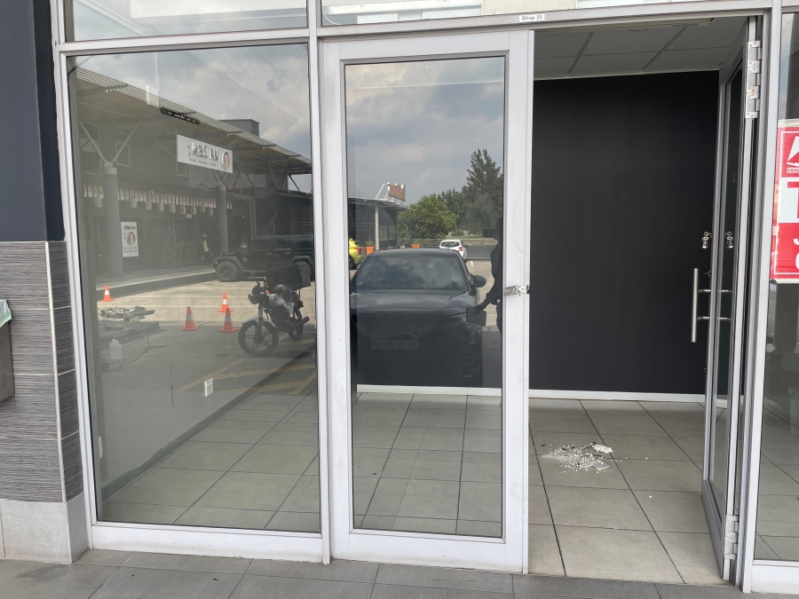To Let commercial Property for Rent in Kyalami Gauteng