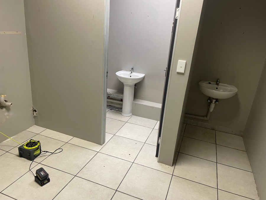 To Let commercial Property for Rent in Kyalami Gauteng