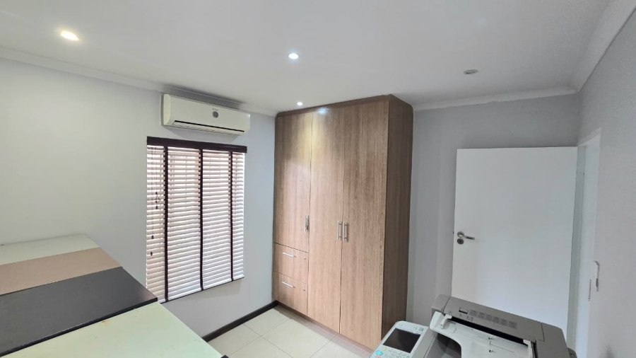 To Let commercial Property for Rent in Wierda Park Gauteng