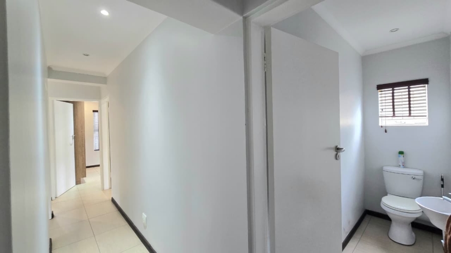 To Let commercial Property for Rent in Wierda Park Gauteng