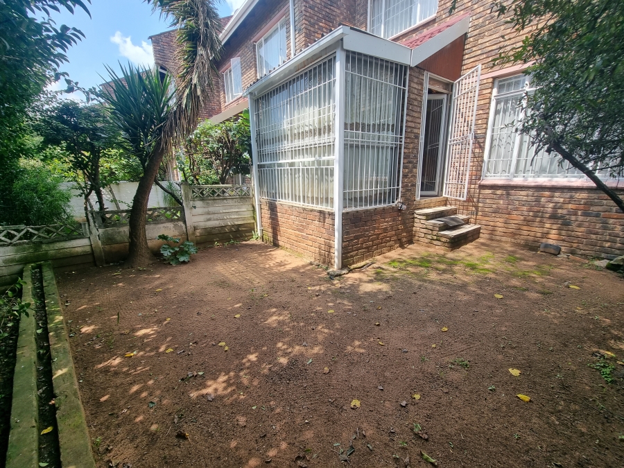 3 Bedroom Property for Sale in Kew Gauteng