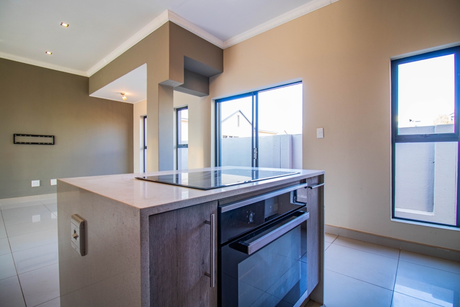 3 Bedroom Property for Sale in Louwlardia Gauteng