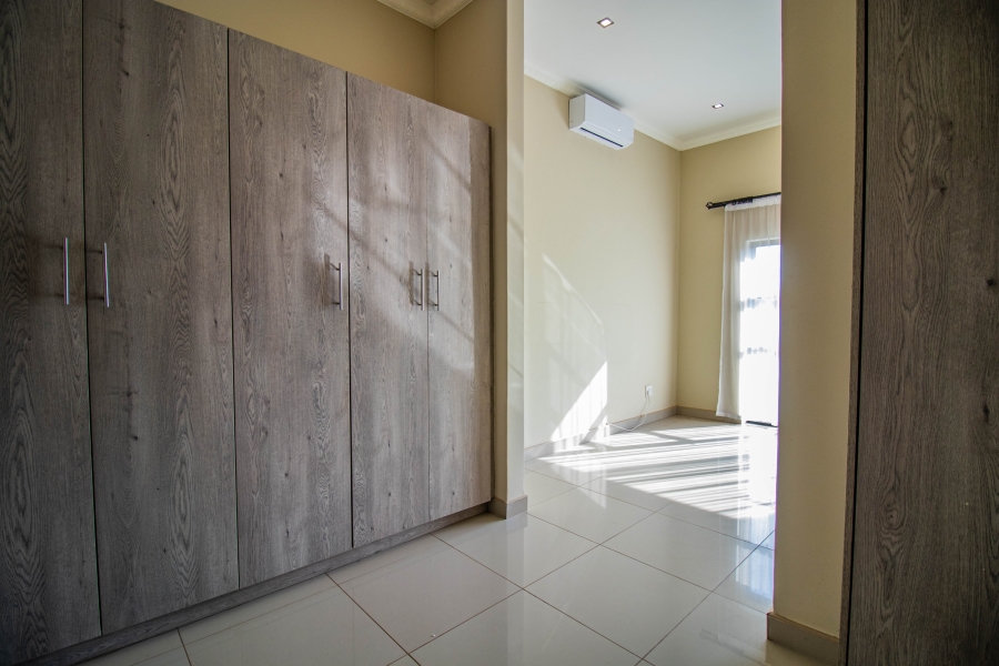 3 Bedroom Property for Sale in Louwlardia Gauteng