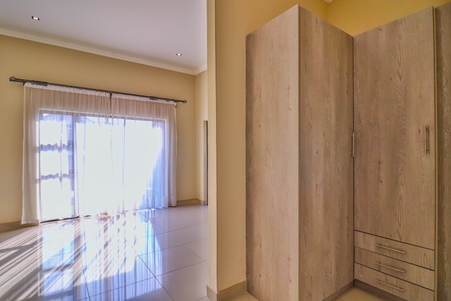 3 Bedroom Property for Sale in Louwlardia Gauteng