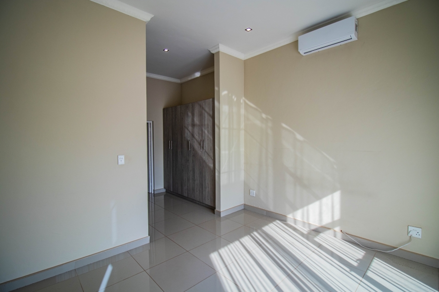 3 Bedroom Property for Sale in Louwlardia Gauteng