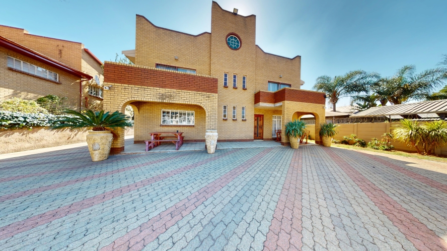 5 Bedroom Property for Sale in Albemarle Gauteng