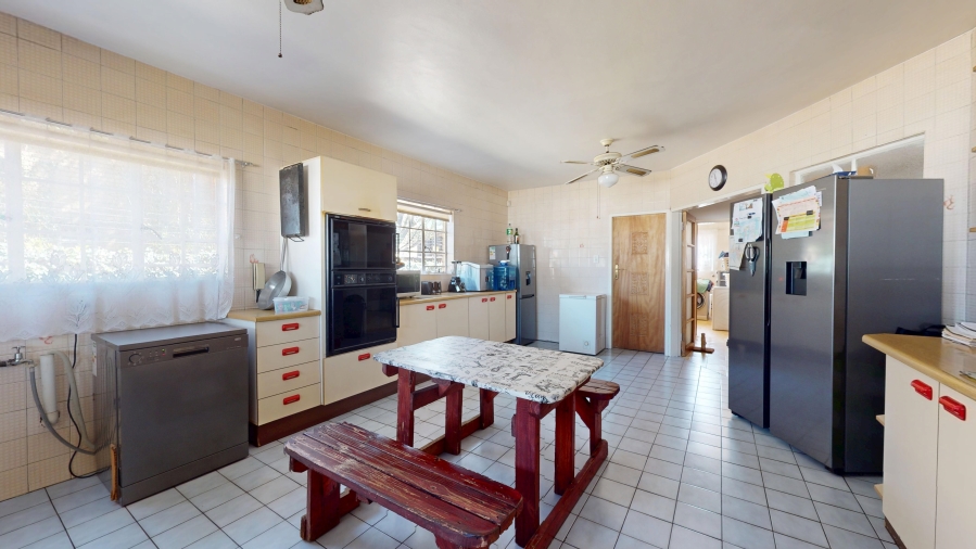 5 Bedroom Property for Sale in Albemarle Gauteng