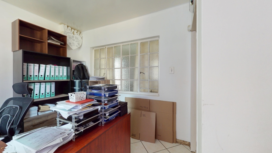 5 Bedroom Property for Sale in Albemarle Gauteng