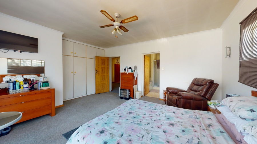 5 Bedroom Property for Sale in Albemarle Gauteng