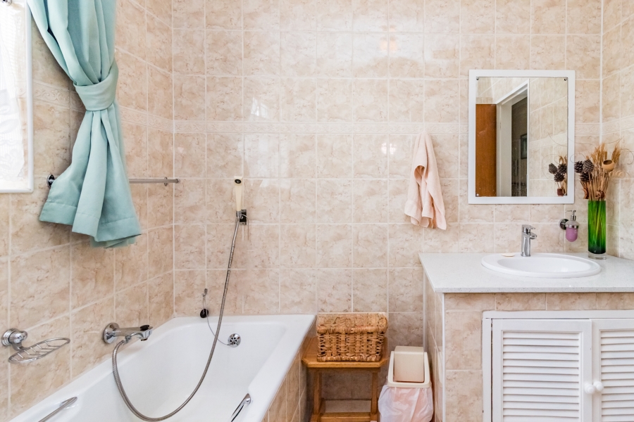 4 Bedroom Property for Sale in Rant En Dal Gauteng