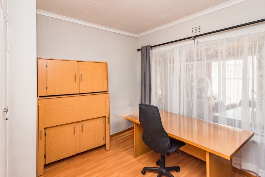 4 Bedroom Property for Sale in Rant En Dal Gauteng