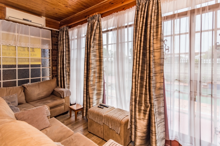 4 Bedroom Property for Sale in Rant En Dal Gauteng