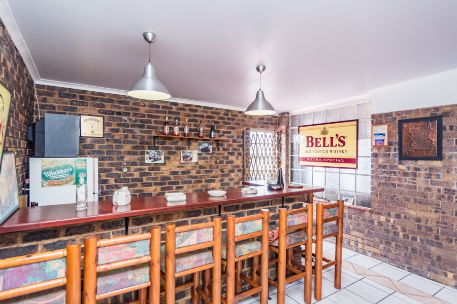 4 Bedroom Property for Sale in Rant En Dal Gauteng