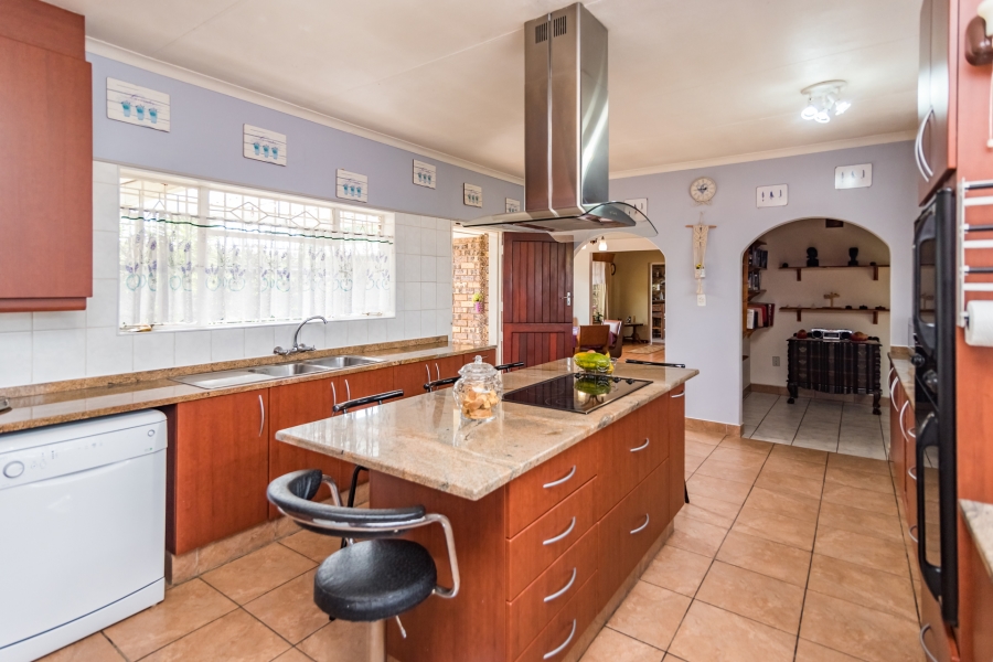 4 Bedroom Property for Sale in Rant En Dal Gauteng