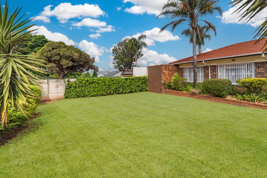 4 Bedroom Property for Sale in Rant En Dal Gauteng