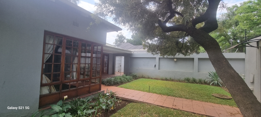 10 Bedroom Property for Sale in Clydesdale Gauteng