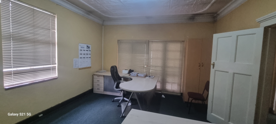 10 Bedroom Property for Sale in Clydesdale Gauteng