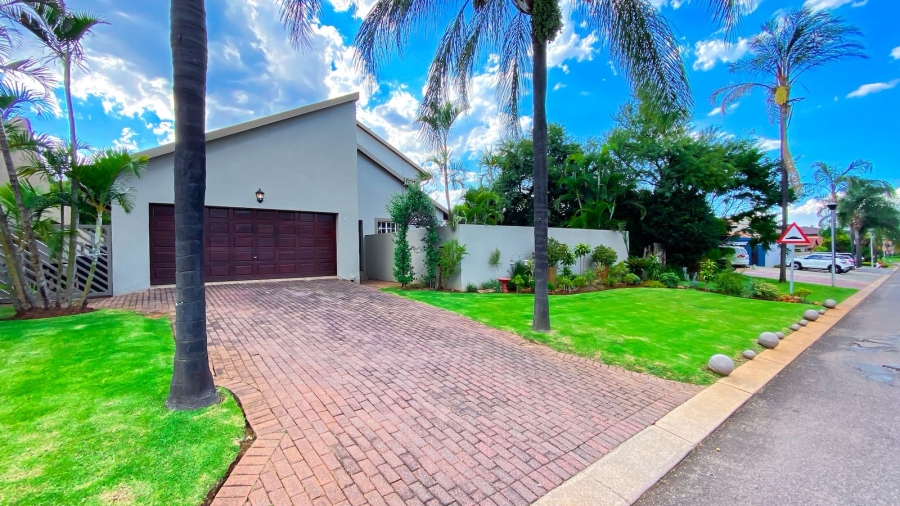 4 Bedroom Property for Sale in Bougainvillea Estate Gauteng