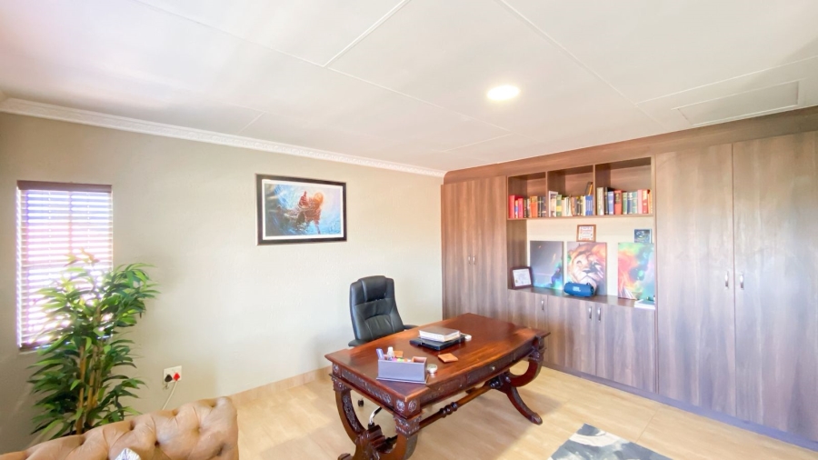 4 Bedroom Property for Sale in Bougainvillea Estate Gauteng