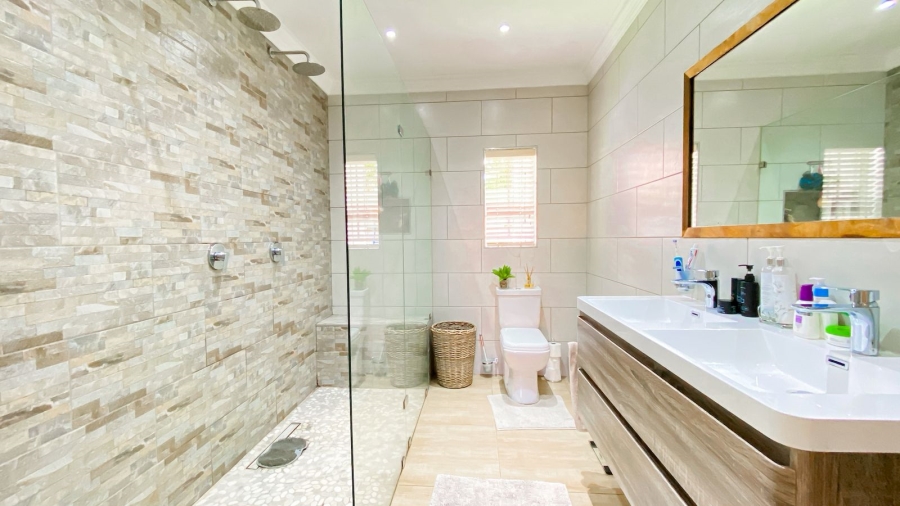 4 Bedroom Property for Sale in Bougainvillea Estate Gauteng