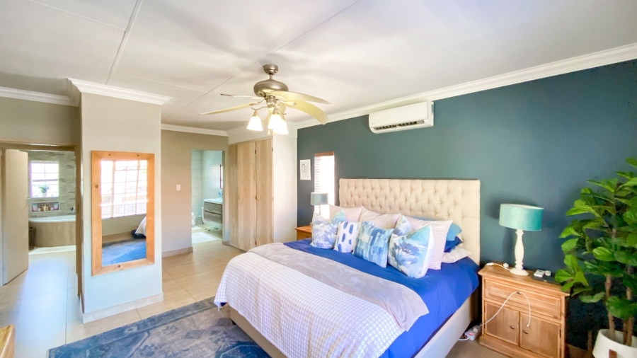 4 Bedroom Property for Sale in Bougainvillea Estate Gauteng