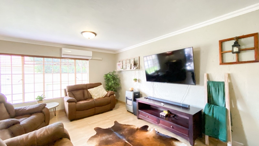 4 Bedroom Property for Sale in Bougainvillea Estate Gauteng