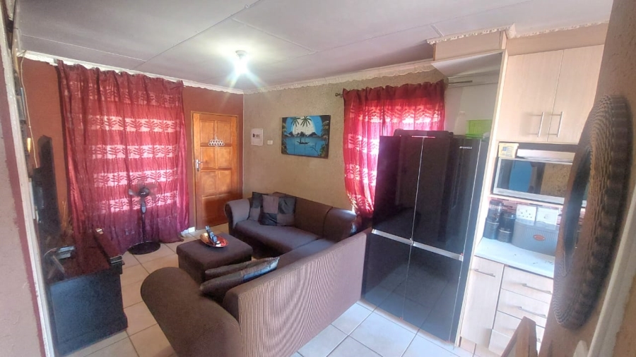 2 Bedroom Property for Sale in Soshanguve VV Gauteng