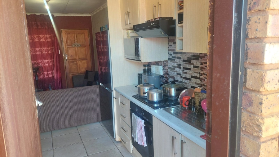 2 Bedroom Property for Sale in Soshanguve VV Gauteng