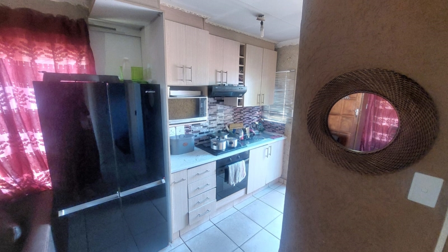 2 Bedroom Property for Sale in Soshanguve VV Gauteng