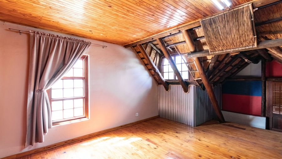 4 Bedroom Property for Sale in Glen Austin Gauteng