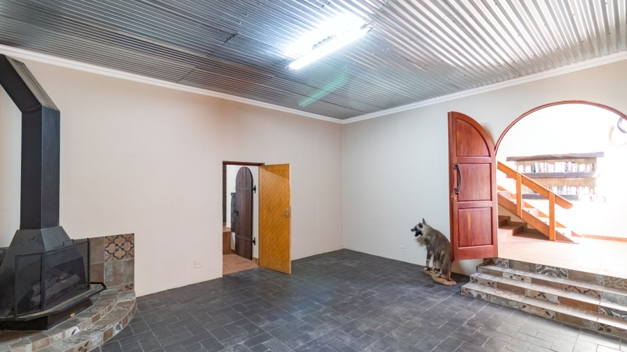 4 Bedroom Property for Sale in Glen Austin Gauteng