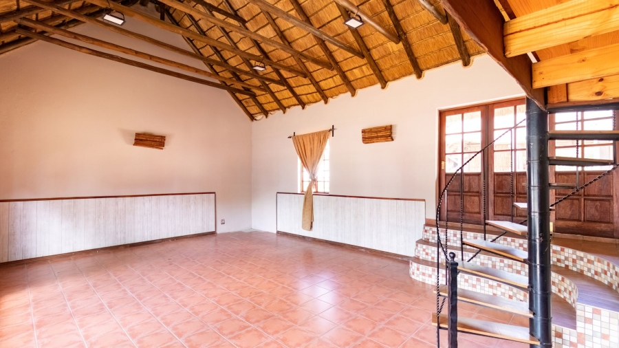 4 Bedroom Property for Sale in Glen Austin Gauteng