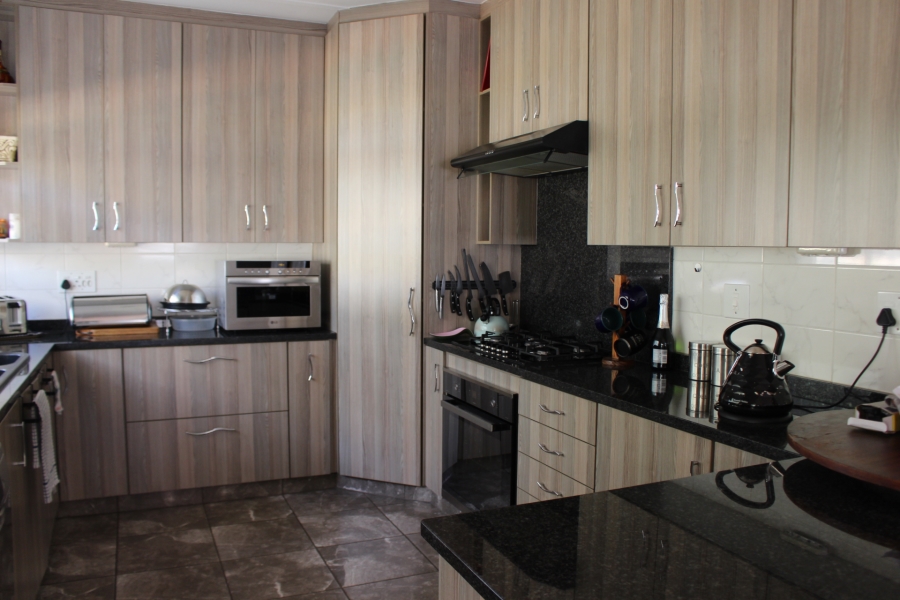 3 Bedroom Property for Sale in Florida Park Gauteng