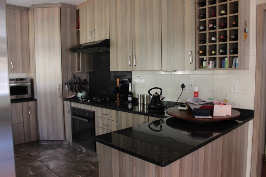 3 Bedroom Property for Sale in Florida Park Gauteng