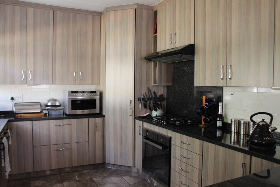 3 Bedroom Property for Sale in Florida Park Gauteng